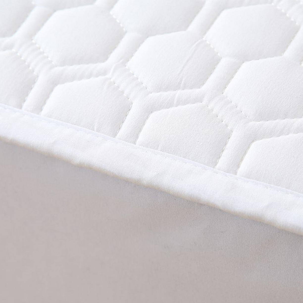 91家纺网 家纺一手货源 找家纺 （总）云玲时尚 2025新款夹棉抗菌防水床笠