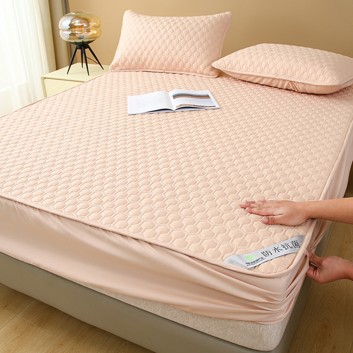 91家纺网 家纺一手货源 找家纺 （总）云玲时尚 2025新款夹棉抗菌防水床笠