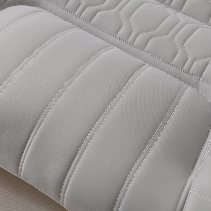 91家纺网 家纺一手货源 找家纺 （总）赛格时代家居 2025新款快乐小熊护颈羽丝绒枕