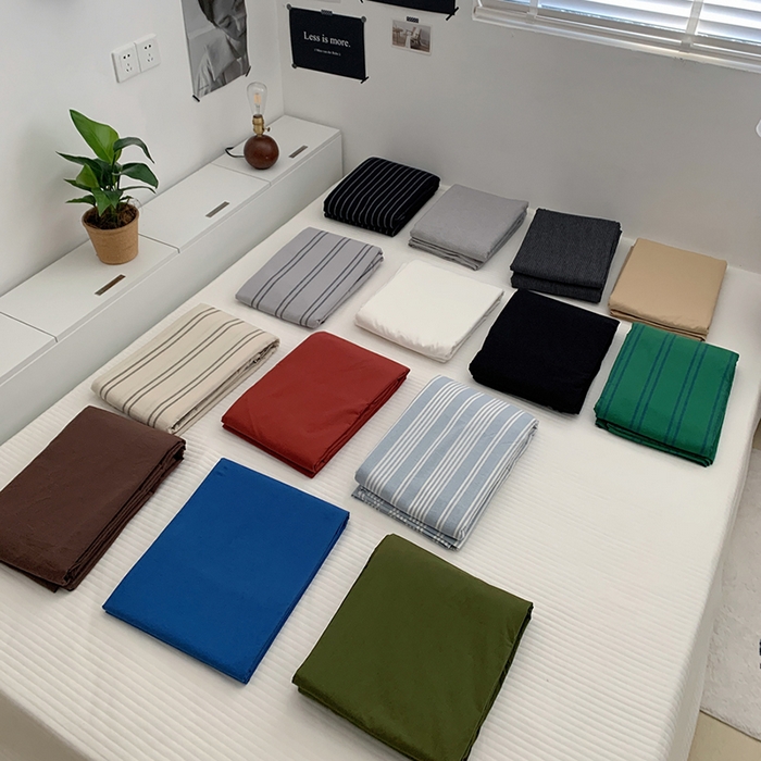 91家纺网 家纺一手货源 找家纺 柚可家居 2024新款40支全棉色织水洗棉单品系列-单被套 细黑竖条纹