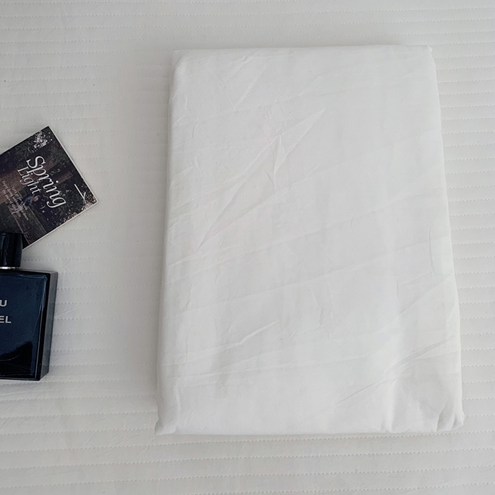 91家纺网 家纺一手货源 找家纺 柚可家居 2024新款40支全棉色织水洗棉单品系列-单床单 白青年