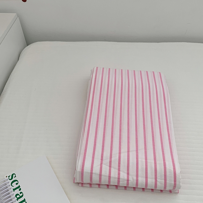 91家纺网 家纺一手货源 找家纺 柚可家居 2024新款40支全棉色织水洗棉单品系列-单被套 细红竖条纹