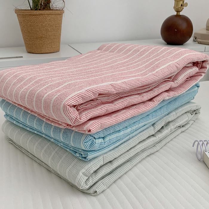 91家纺网 家纺一手货源 找家纺 柚可家居 2024新款40支全棉色织水洗棉单品系列-单被套 细绿竖条纹