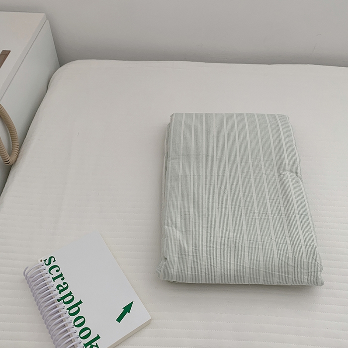 91家纺网 家纺一手货源 找家纺 柚可家居 2024新款40支全棉色织水洗棉单品系列-单被套 细绿竖条纹