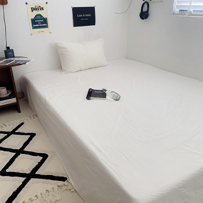 91家纺网 家纺一手货源 找家纺 柚可家居 2024新款40支全棉色织水洗棉单品系列-单床单 白青年