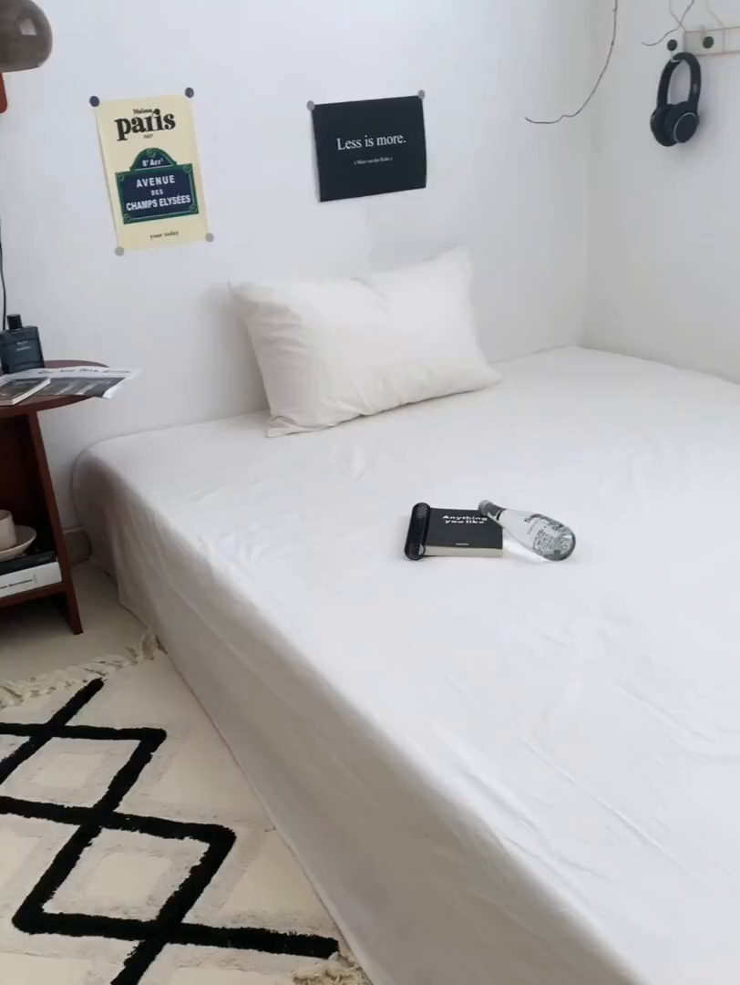 91家纺网 家纺一手货源 找家纺 柚可家居 2024新款40支全棉色织水洗棉单品系列-单床单 白青年