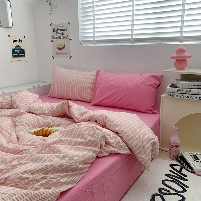 91家纺网 家纺一手货源 找家纺 柚可家居 2024新款40支全棉色织水洗棉单品系列-四件套 细红竖条纹