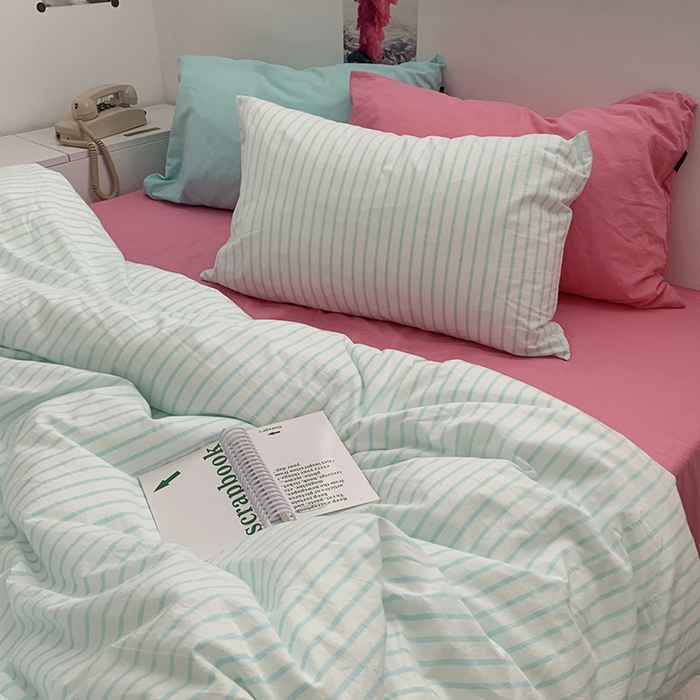 91家纺网 家纺一手货源 找家纺 柚可家居 2024新款40支全棉色织水洗棉单品系列-四件套 蓝竖条纹+红