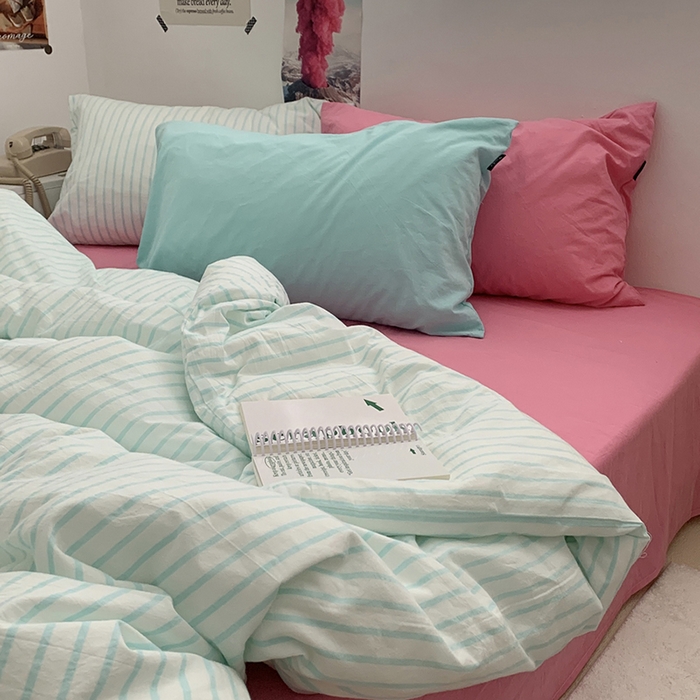 91家纺网 家纺一手货源 找家纺 柚可家居 2024新款40支全棉色织水洗棉单品系列-四件套 蓝竖条纹+红