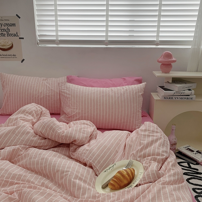 91家纺网 家纺一手货源 找家纺 柚可家居 2024新款40支全棉色织水洗棉单品系列-四件套 细红竖条纹