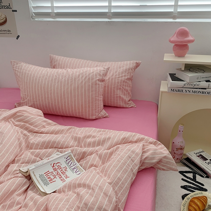 91家纺网 家纺一手货源 找家纺 柚可家居 2024新款40支全棉色织水洗棉单品系列-四件套 细红竖条纹