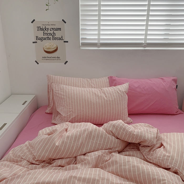 91家纺网 家纺一手货源 找家纺 柚可家居 2024新款40支全棉色织水洗棉单品系列-四件套 细红竖条纹