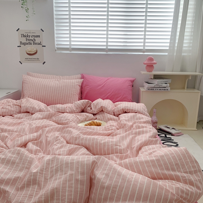 91家纺网 家纺一手货源 找家纺 柚可家居 2024新款40支全棉色织水洗棉单品系列-四件套 细红竖条纹