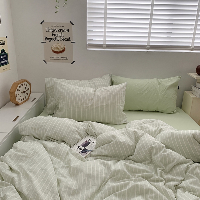 91家纺网 家纺一手货源 找家纺 柚可家居 2024新款40支全棉色织水洗棉单品系列-四件套 细绿竖条纹