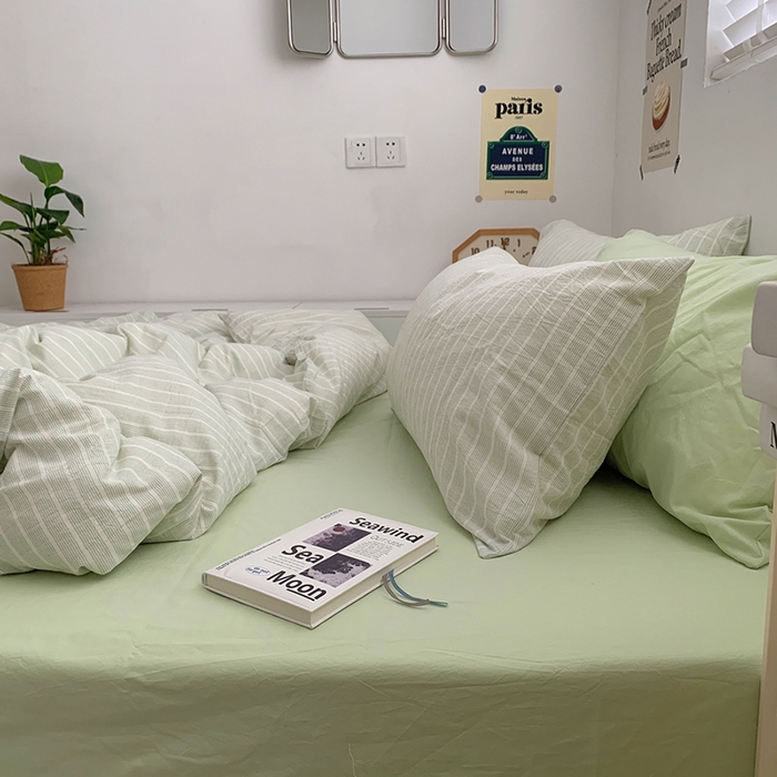 91家纺网 家纺一手货源 找家纺 柚可家居 2024新款40支全棉色织水洗棉单品系列-四件套 细绿竖条纹