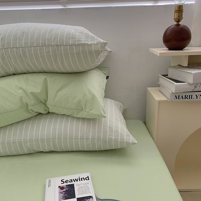 91家纺网 家纺一手货源 找家纺 柚可家居 2024新款40支全棉色织水洗棉单品系列-四件套 细绿竖条纹