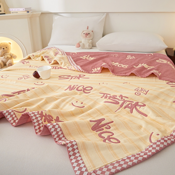 91家纺网 家纺一手货源 找家纺 悦然毛巾被 2025新款八层纱布盖毯毛巾被夏被夏凉被空调被 梦幻光影粉