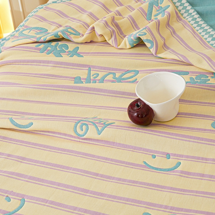 91家纺网 家纺一手货源 找家纺 悦然毛巾被 2025新款八层纱布盖毯毛巾被夏被夏凉被空调被 梦幻光影绿