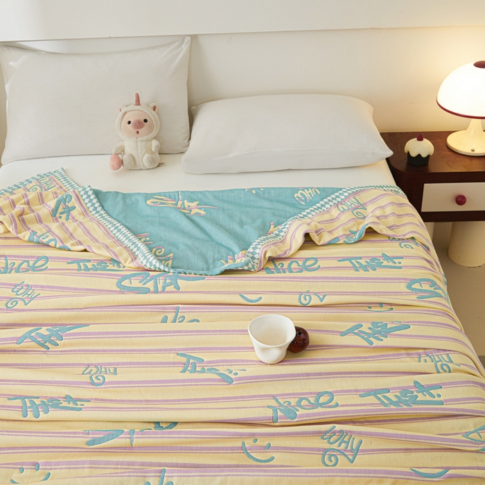 91家纺网 家纺一手货源 找家纺 悦然毛巾被 2025新款八层纱布盖毯毛巾被夏被夏凉被空调被 梦幻光影绿