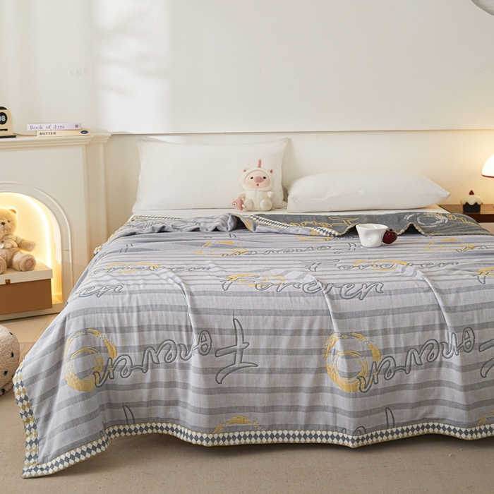 91家纺网 家纺一手货源 找家纺 悦然毛巾被 2025新款八层纱布盖毯毛巾被夏被夏凉被空调被 纱语星辰灰