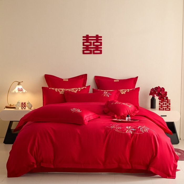 91家纺网 家纺一手货源 找家纺 （总）东方合美（原：皇家传奇） 2025新款婚庆小红书化纤系列四件套(控价138/148）