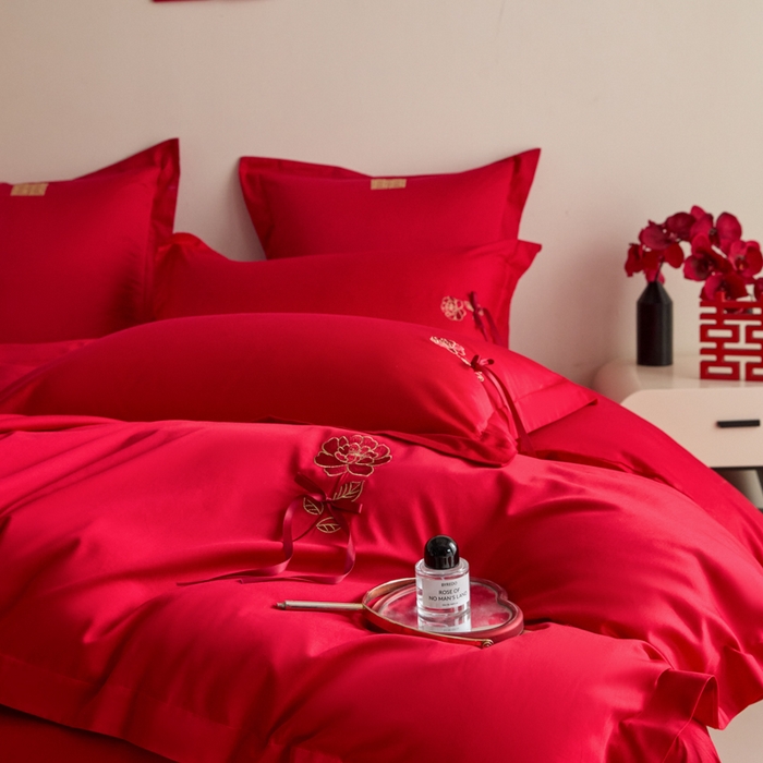 91家纺网 家纺一手货源 找家纺 （总）东方合美（原：皇家传奇） 2025新款婚庆小红书化纤系列四件套(控价138/148）