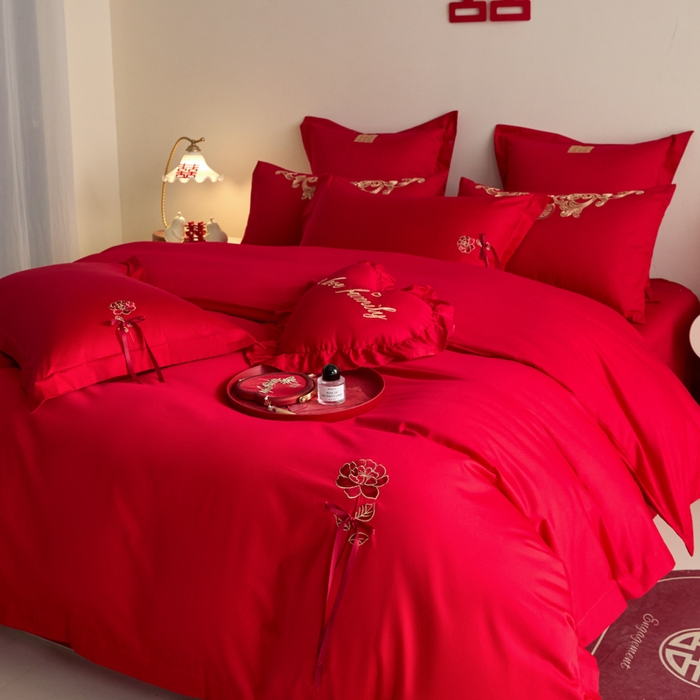 91家纺网 家纺一手货源 找家纺 （总）东方合美（原：皇家传奇） 2025新款婚庆小红书化纤系列四件套(控价138/148）