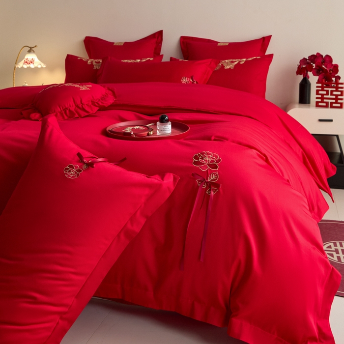 91家纺网 家纺一手货源 找家纺 （总）东方合美（原：皇家传奇） 2025新款婚庆小红书化纤系列四件套(控价138/148）