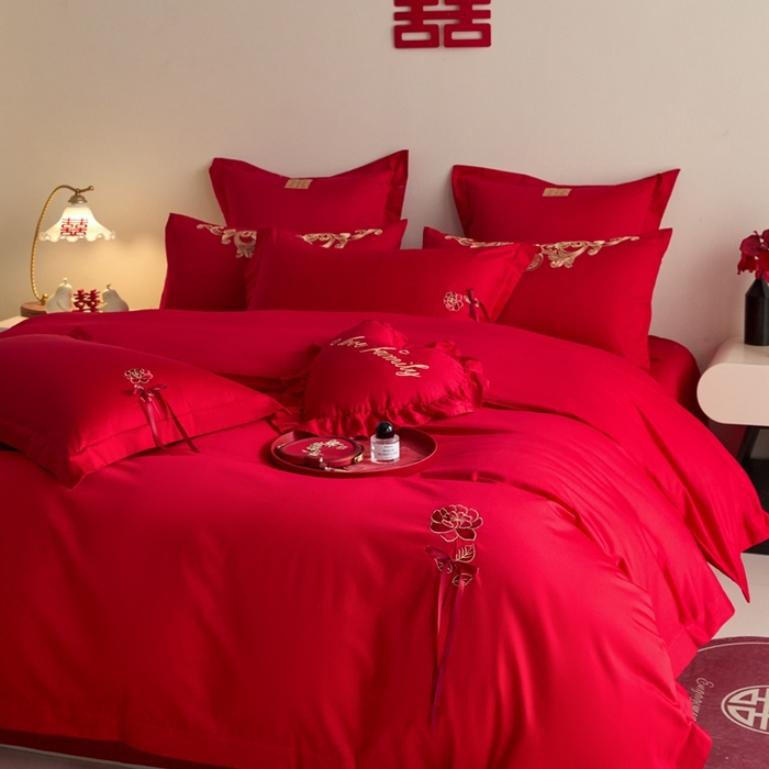 91家纺网 家纺一手货源 找家纺 东方合美（原：皇家传奇） 2025新款婚庆小红书化纤系列四件套(控价138/148） 爱如初见