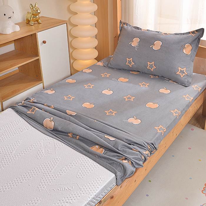 91家纺网 家纺一手货源 找家纺 小雨家纺 2026新款12868纯棉三件套 星光苹果-灰