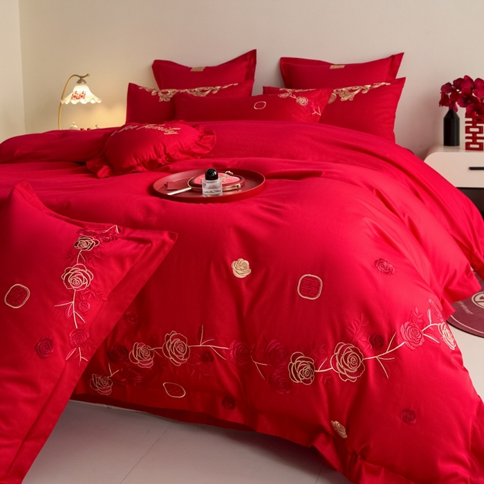 91家纺网 家纺一手货源 找家纺 东方合美（原：皇家传奇） 2025新款婚庆小红书化纤系列四件套(控价138/148） 爱意花园