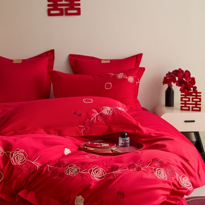 91家纺网 家纺一手货源 找家纺 东方合美（原：皇家传奇） 2025新款婚庆小红书化纤系列四件套(控价138/148） 爱意花园