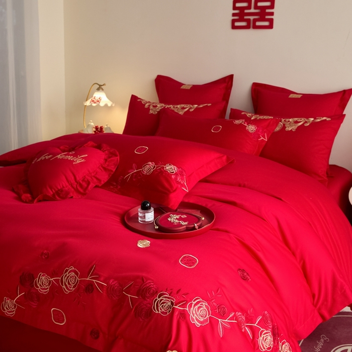 91家纺网 家纺一手货源 找家纺 东方合美（原：皇家传奇） 2025新款婚庆小红书化纤系列四件套(控价138/148） 爱意花园