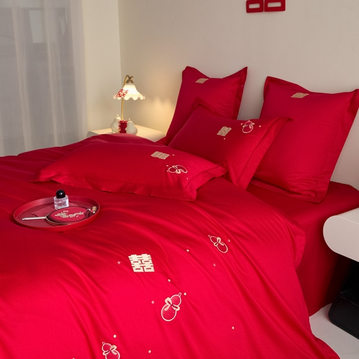 91家纺网 家纺一手货源 找家纺 东方合美（原：皇家传奇） 2025新款婚庆小红书化纤系列四件套(控价138/148） 福禄双喜