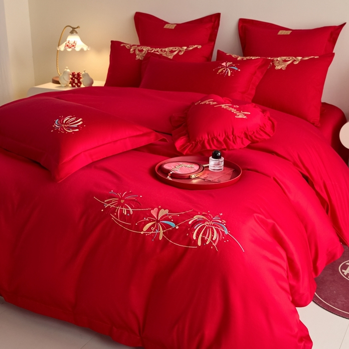 91家纺网 家纺一手货源 找家纺 东方合美（原：皇家传奇） 2025新款婚庆小红书化纤系列四件套(控价138/148） 美丽烟花