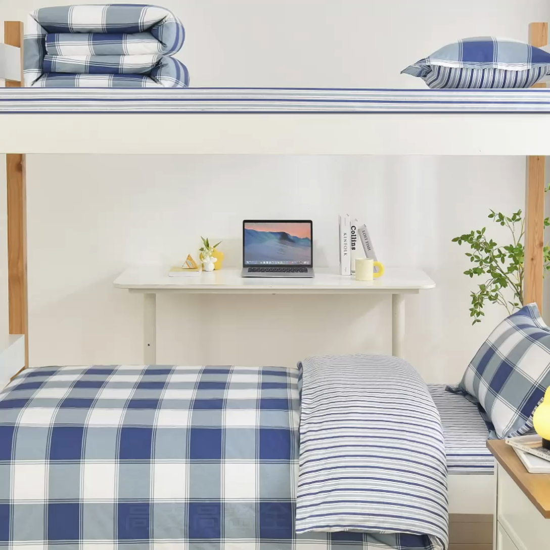 91家纺网 家纺一手货源 找家纺 乐旗家纺 2024新款13372全棉学生宿舍床单款三件套纯棉六件套 蓝色记忆