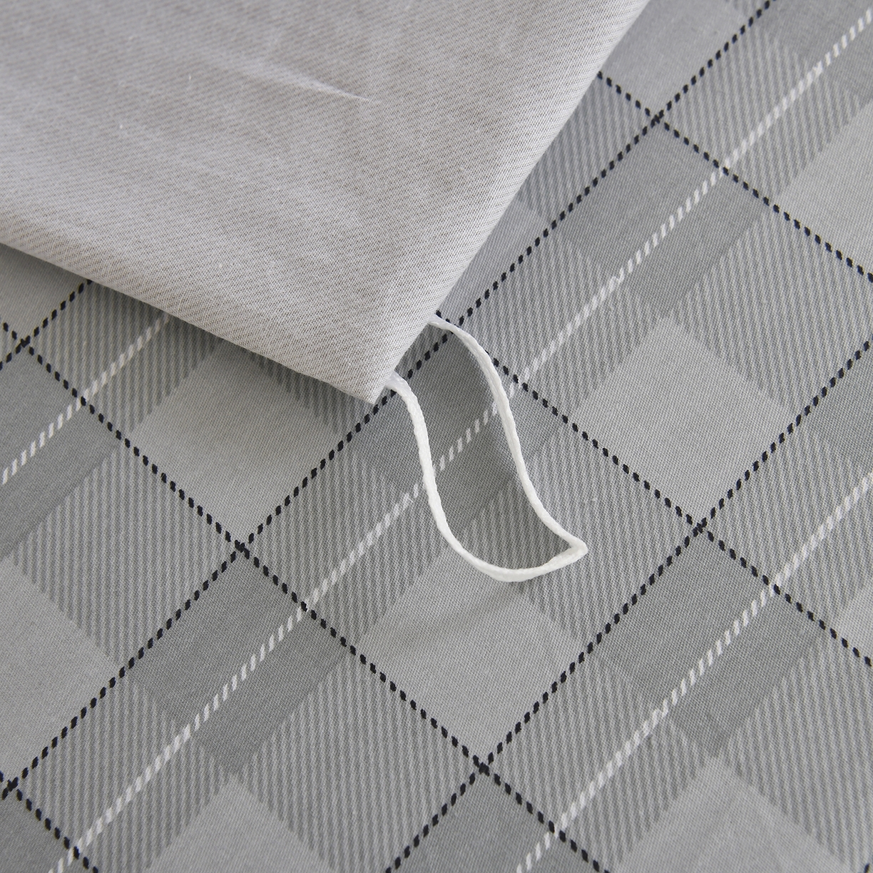 91家纺网 家纺一手货源 找家纺 乐旗家纺 2024新款13372全棉学生宿舍床单款三件套纯棉六件套 盗梦空间