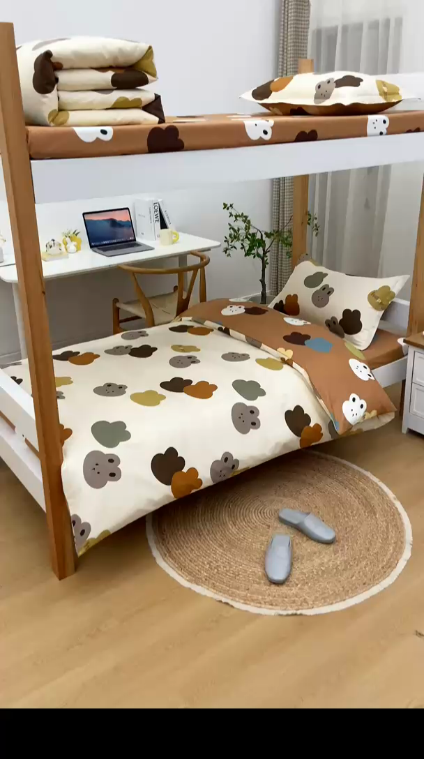 91家纺网 家纺一手货源 找家纺 乐旗家纺 2024新款13372全棉学生宿舍床单款三件套纯棉六件套 青蛙王子