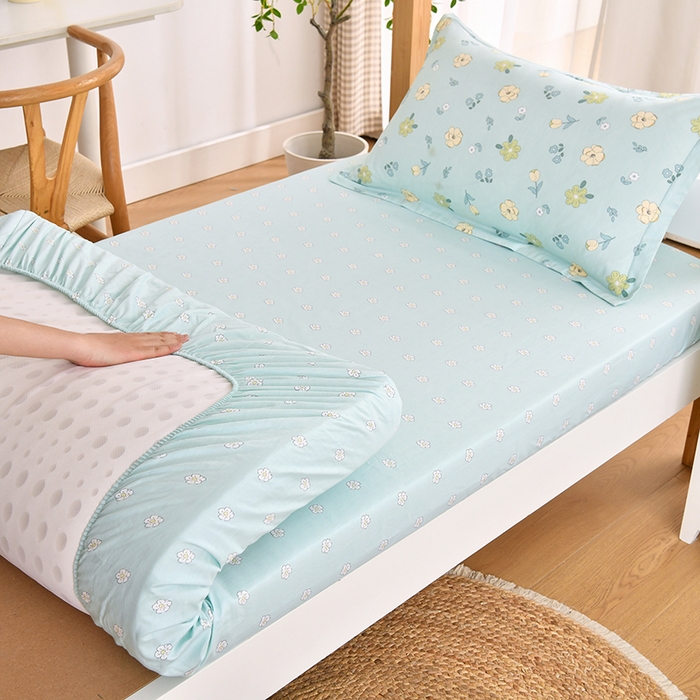 91家纺网 家纺一手货源 找家纺 乐旗家纺 2024新款13372全棉学生宿舍床单款三件套纯棉六件套 花漫漫