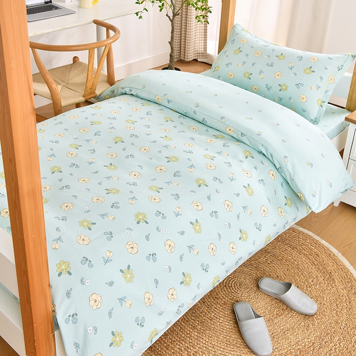 91家纺网 家纺一手货源 找家纺 乐旗家纺 2024新款13372全棉学生宿舍床单款三件套纯棉六件套 花漫漫