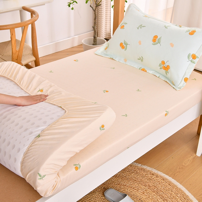 91家纺网 家纺一手货源 找家纺 乐旗家纺 2024新款13372全棉学生宿舍床单款三件套纯棉六件套 橙子汽水