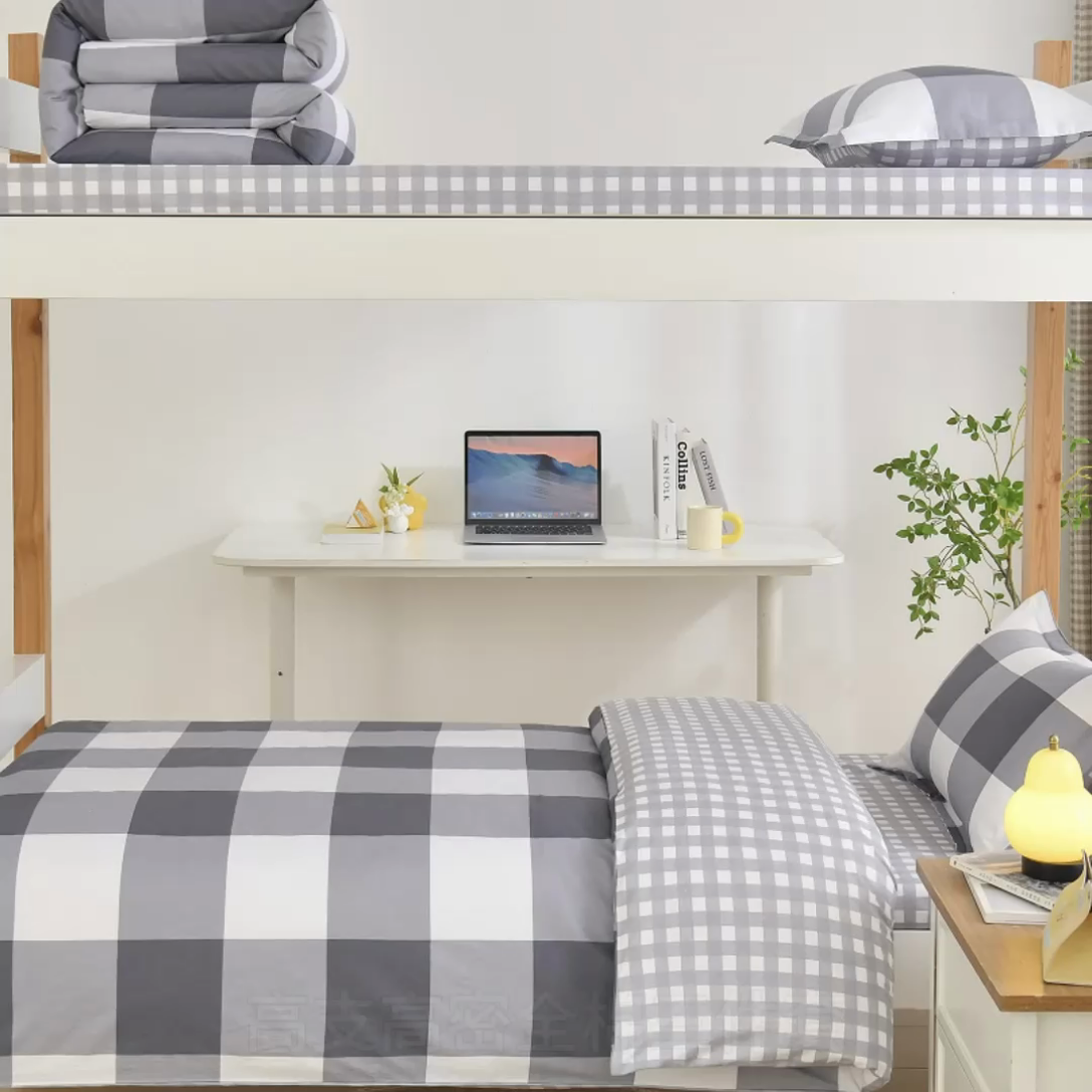 91家纺网 家纺一手货源 找家纺 乐旗家纺 2024新款13372全棉学生宿舍床单款三件套纯棉六件套 校园笔记-灰