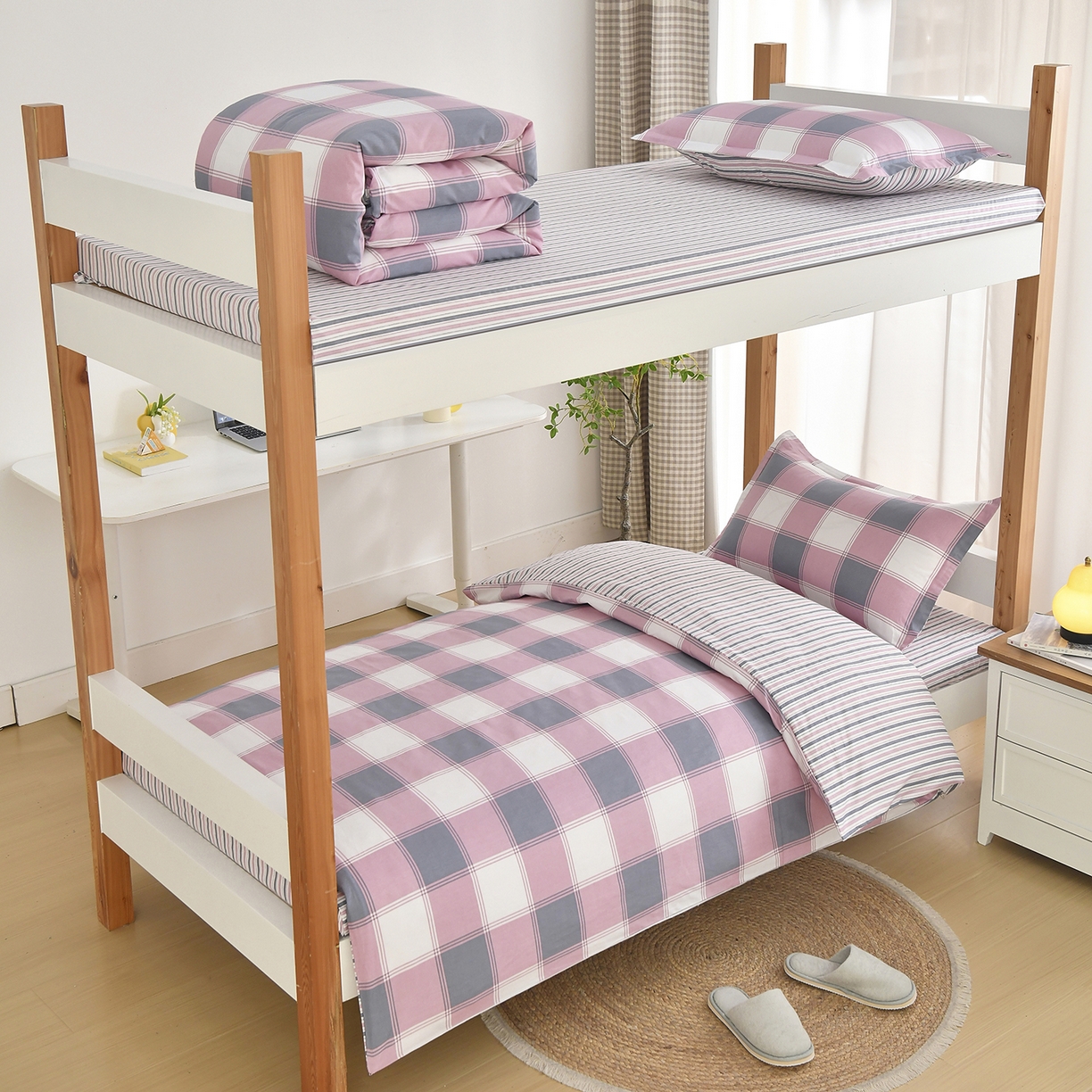 91家纺网 家纺一手货源 找家纺 乐旗家纺 2024新款13372全棉学生宿舍床单款三件套纯棉六件套 粉色记忆