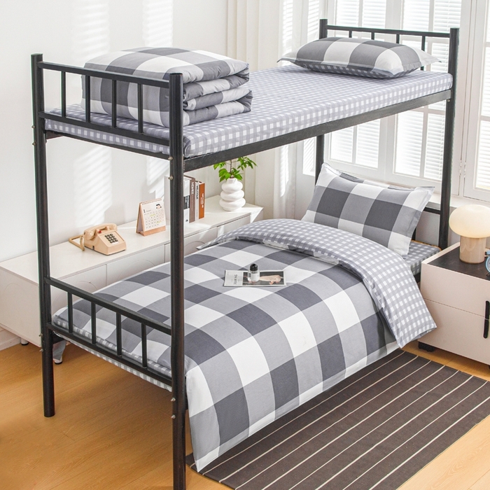 91家纺网 家纺一手货源 找家纺 乐旗家纺 2025新款A类AB版全棉环保印花学生上下铺宿舍三件套六件套 校园笔记-灰