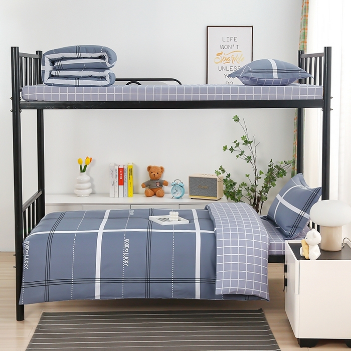 91家纺网 家纺一手货源 找家纺 乐旗家纺 2025新款A类AB版全棉环保印花学生上下铺宿舍三件套六件套 校园风格