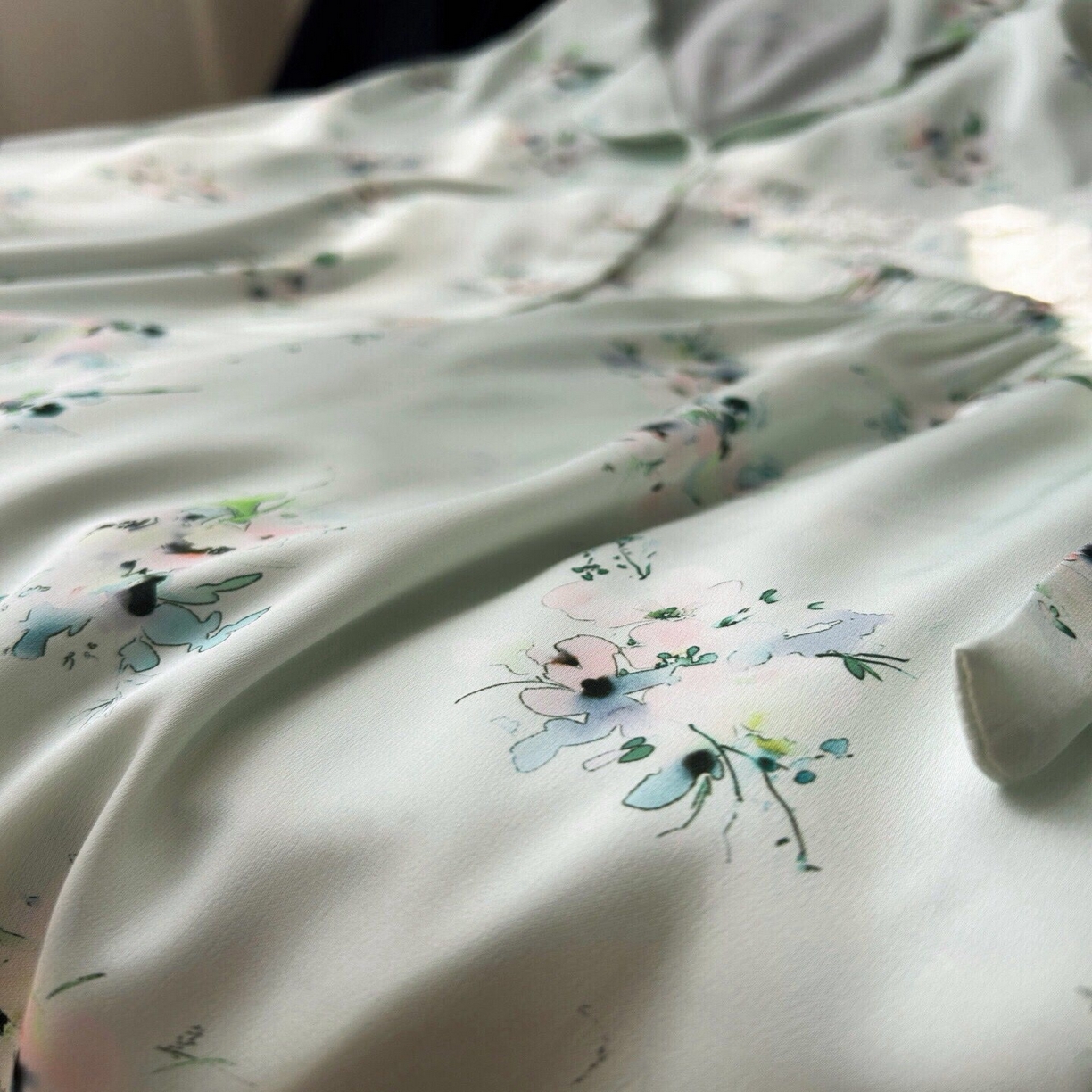 91家纺网 家纺一手货源 找家纺 （总）妍景2025新款冰雪丝-雨后花园家居服