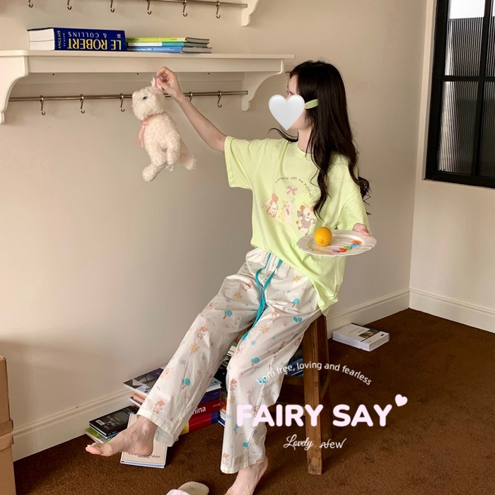 91家纺网 家纺一手货源 找家纺 妍景2025新款宅家少女睡衣短袖长裤 绿底猫咪