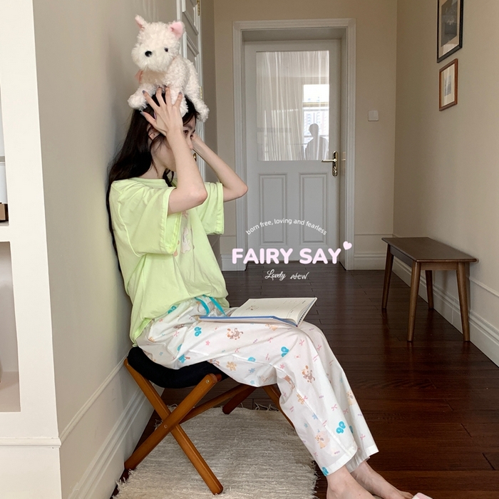 91家纺网 家纺一手货源 找家纺 妍景2025新款宅家少女睡衣短袖长裤 绿底猫咪