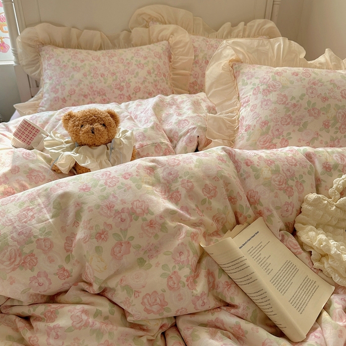 91家纺网 家纺一手货源 找家纺 六巷胡同2025新款法式小碎花a类全棉双层纱花边款四件套 双层纱-茶语山樱