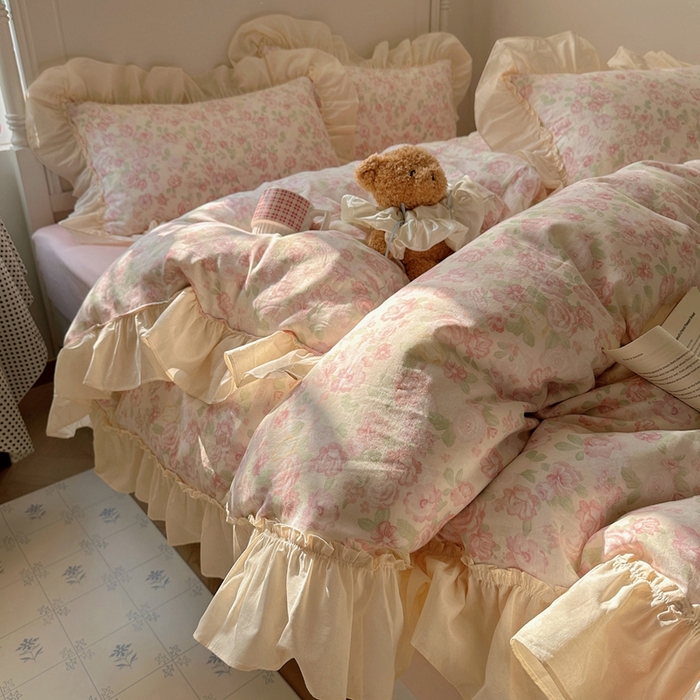 91家纺网 家纺一手货源 找家纺 六巷胡同2025新款法式小碎花a类全棉双层纱花边款四件套 双层纱-茶语山樱